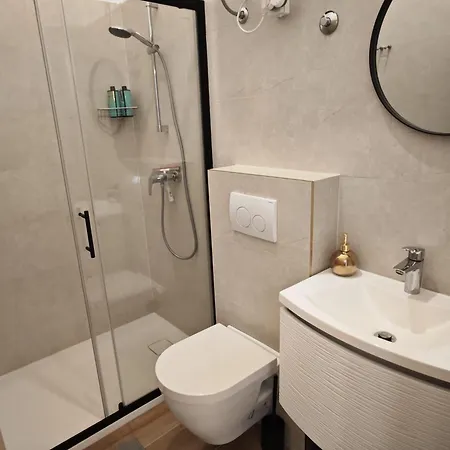 Tinelinn #old Town Bridge Daire