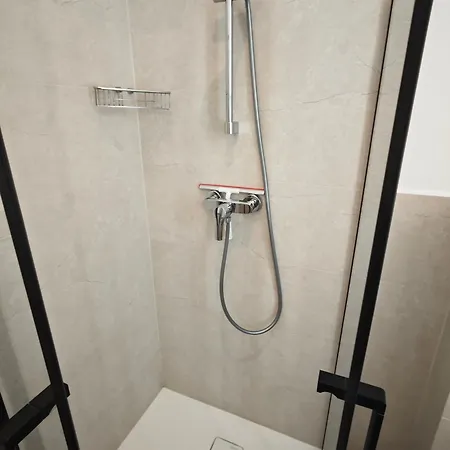 Tinelinn #old Town Bridge Daire