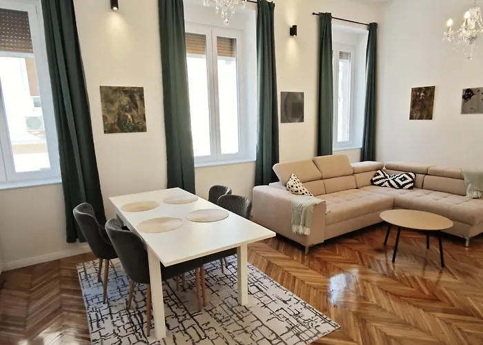 Tinelinn #old Town Bridge Apartman *